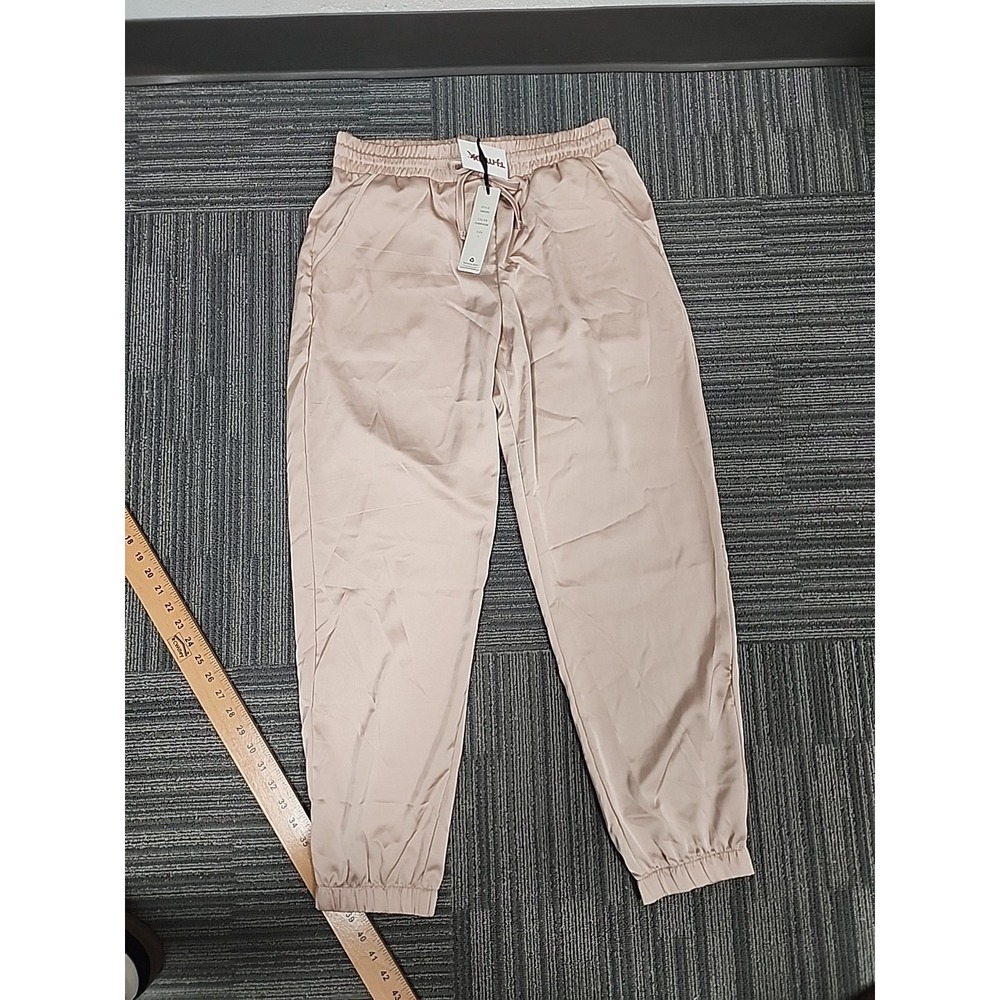 Olive and Oak Champagne Satin Pull On Jogger, Size L NWT.
